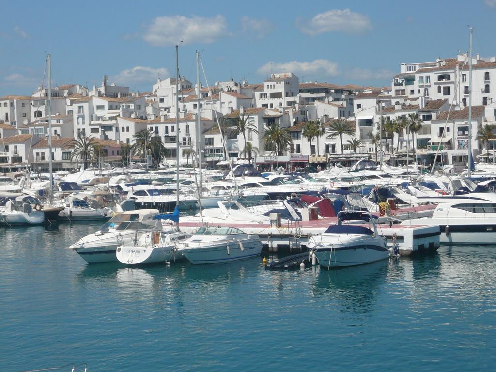 Hacienda Del Sol Apartment Estepona Exteriér fotografie